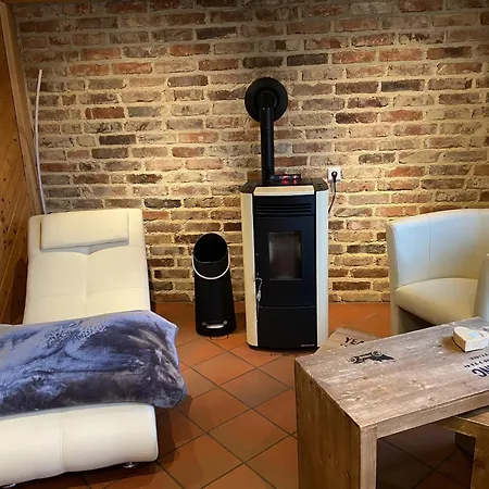 Retreat With Private Garden, Cleaning Included