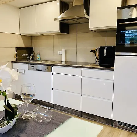 Retreat With Private Garden, Cleaning Included *